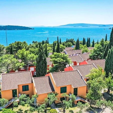 Appartamento Medena-1 By Interhome Traù