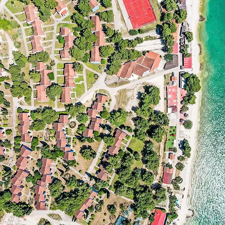 Medena-1 By Interhome *